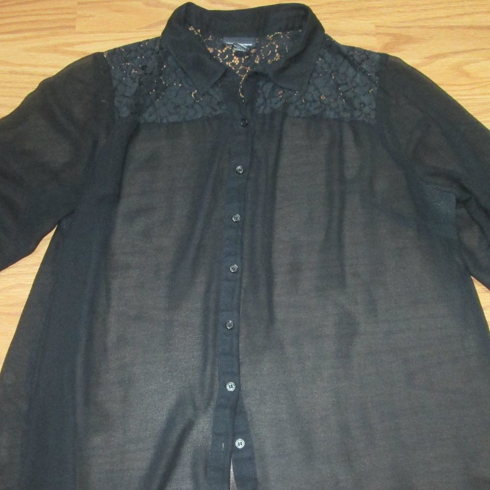 5/$25 Lane Bryant size 18/20 Sheer top long sleeves decorative bodice